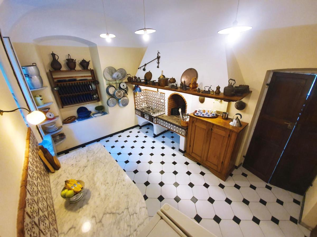 Villa De Benedetti Сарцана Екстер'єр фото