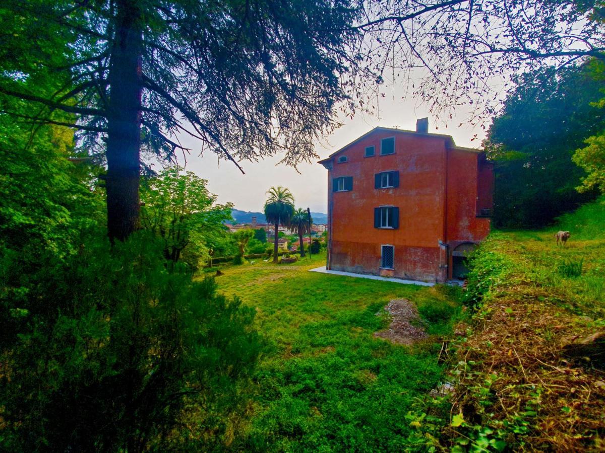 Villa De Benedetti Сарцана Екстер'єр фото